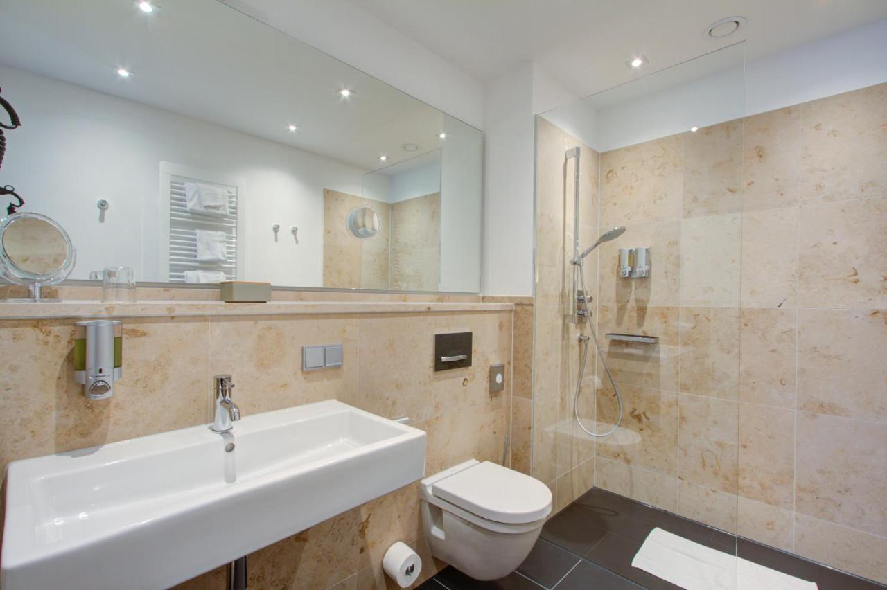 Qube Hotel Bahnstadt Heidelberg Ngoại thất bức ảnh