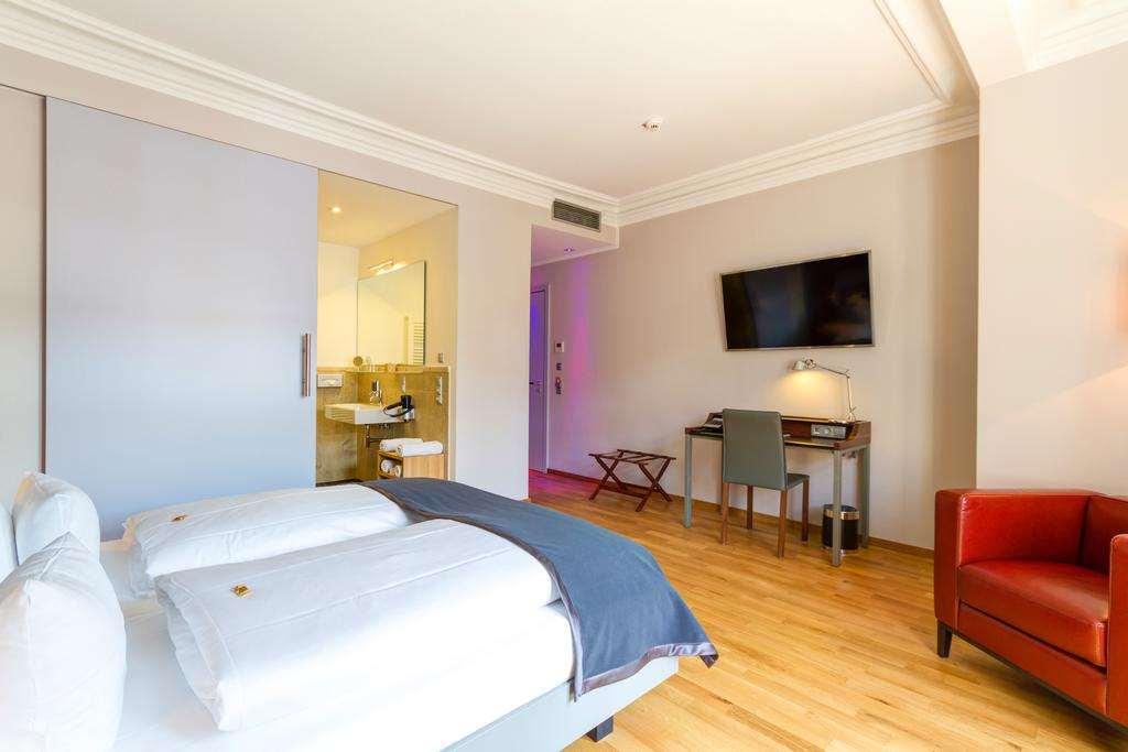 Qube Hotel Bahnstadt Heidelberg Phòng bức ảnh